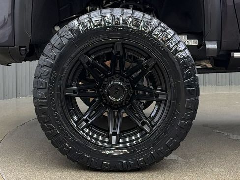 Used 2026 GMC Sierra 3500 Denali Ultimate AWD/4WD image 10
