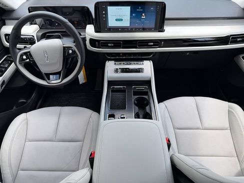 New 2026 Lincoln Aviator Reserve w/ Luxury Package AWD/4WD image 24