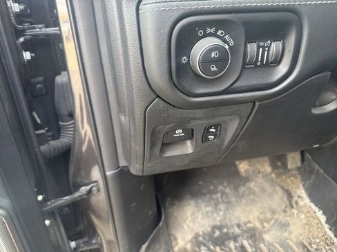 Used 2019 RAM 1500 Limited image 21