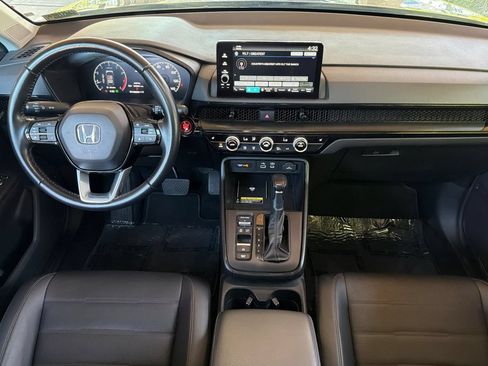 Used 2025 Honda CR-V EX-L image 13