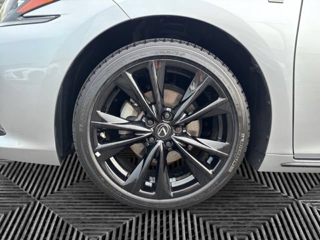 Used 2025 Lexus ES 350 F Sport w/ Accessory Package (Z2) FWD image 30