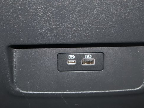 Used 2023 Nissan Frontier SV AWD/4WD image 34