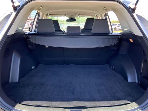 Used 2021 Toyota RAV4 XLE FWD image 34