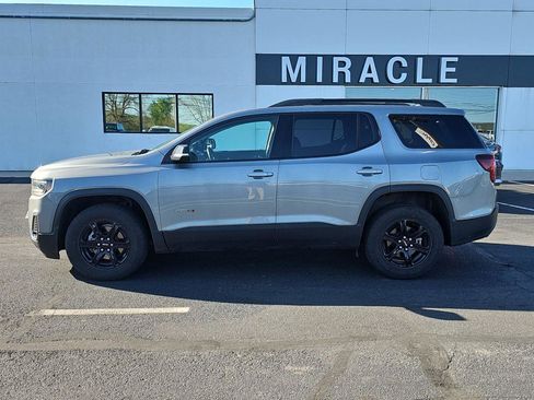 Used 2023 GMC Acadia AT4 w/ Preferred Package AWD/4WD image 4