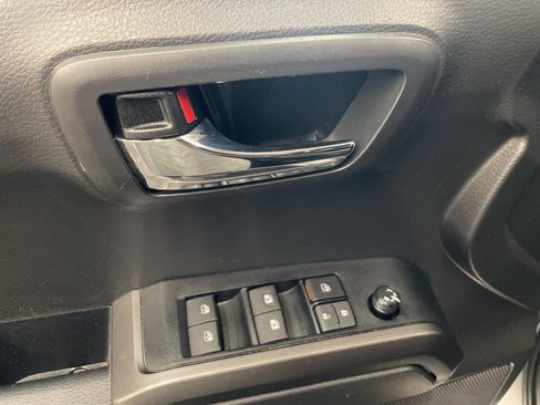 Used 2023 Toyota Tacoma TRD Off-Road w/ Technology Package image 13