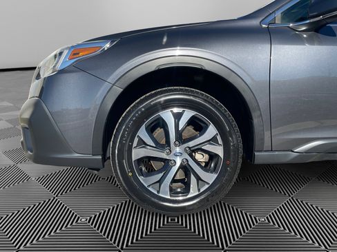 Certified 2022 Subaru Outback Limited image 18