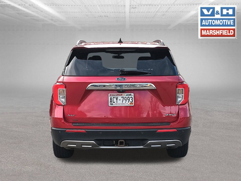 Used 2021 Ford Explorer XLT w/ Equipment Group 202A AWD/4WD image 2