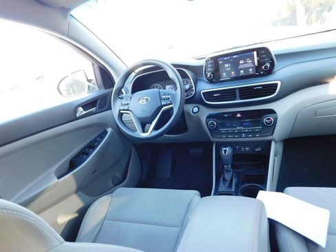 Used 2019 Hyundai Tucson Sport image 6