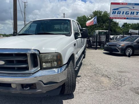 Used 2003 Ford F250 XL RWD image 1