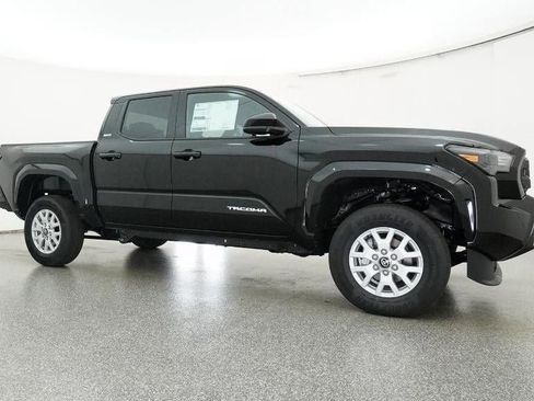 New 2025 Toyota Tacoma SR5 image 28