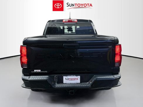Used 2023 Chevrolet Colorado Trail Boss w/ Advanced Trailering Package AWD/4WD image 5