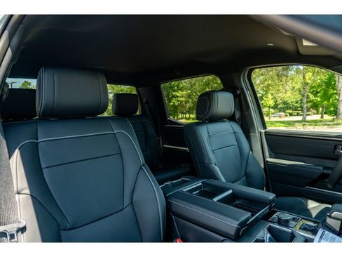 Used 2026 Toyota Tundra Limited AWD/4WD image 17