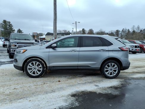 Used 2022 Ford Edge Titanium w/ Equipment Group 301A image 2