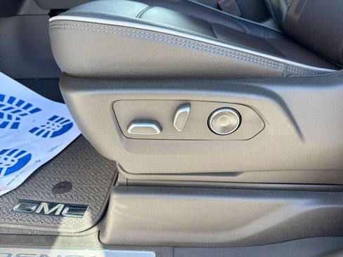 New 2026 GMC Sierra 3500 Denali w/ Denali Reserve Package image 14