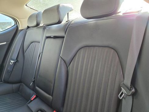 Used 2022 Genesis G70 2.0T w/ Prestige Package image 9