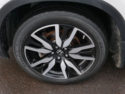 Certified 2022 Honda Pilot Touring image 15