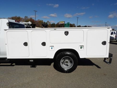 Used 2022 Chevrolet Silverado 3500 W/T w/ WT Fleet Convenience Package AWD/4WD image 36