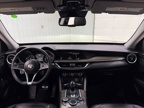 Used 2018 Alfa Romeo Stelvio Ti image 13