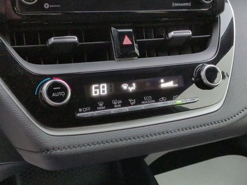 Certified 2022 Toyota Corolla SE image 23