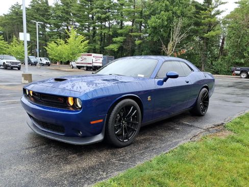 Used 2021 Dodge Challenger R/T Scat Pack w/ Dynamics Package RWD image 5