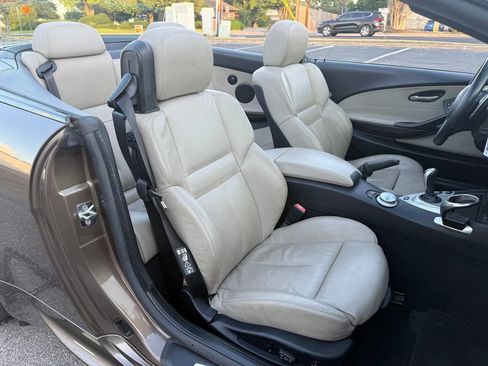 Used 2007 BMW M6 Convertible image 22