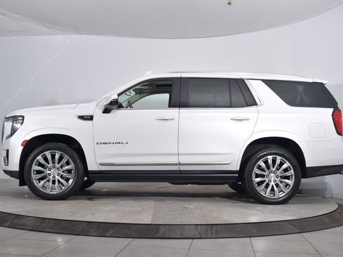 Used 2022 GMC Yukon Denali w/ Max Trailering Package image 2