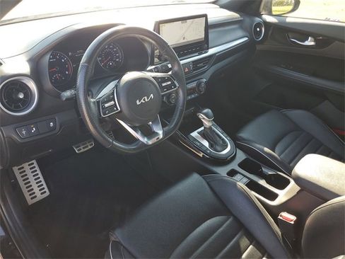 Used 2023 Kia Forte GT-Line w/ GT-Line Premium Package image 21