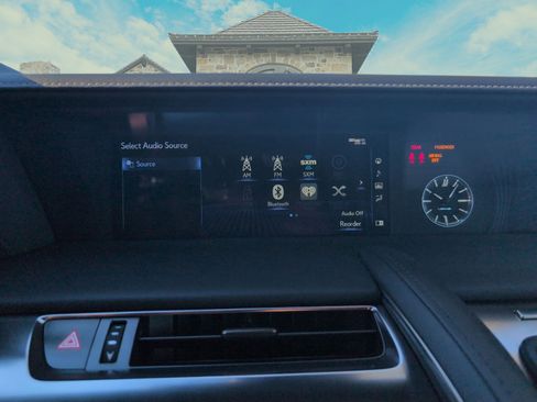 Used 2018 Lexus LC 500 Coupe w/ Touring Package image 16