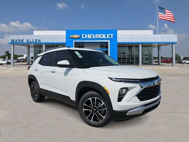 New 2026 Chevrolet TrailBlazer LT FWD image 1