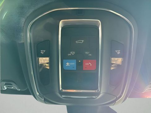 New 2026 Jeep Grand Wagoneer Limited w/ Convenience Group I image 13