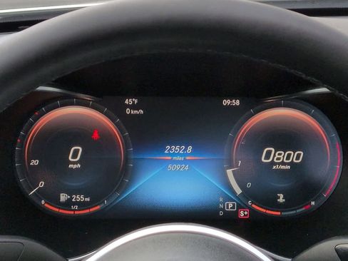 Used 2019 Mercedes-Benz C 300 4MATIC Sedan image 36