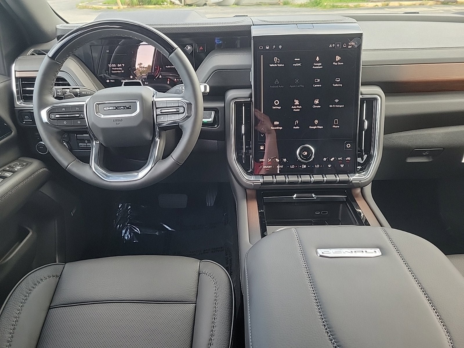 New 2026 GMC Yukon Denali w/ Denali Reserve Package AWD/4WD image 16