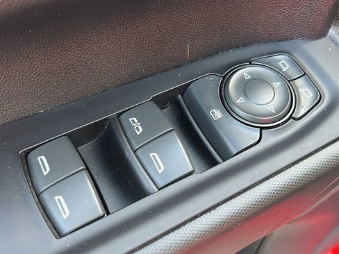 Used 2023 Chevrolet Silverado 1500 Custom image 12