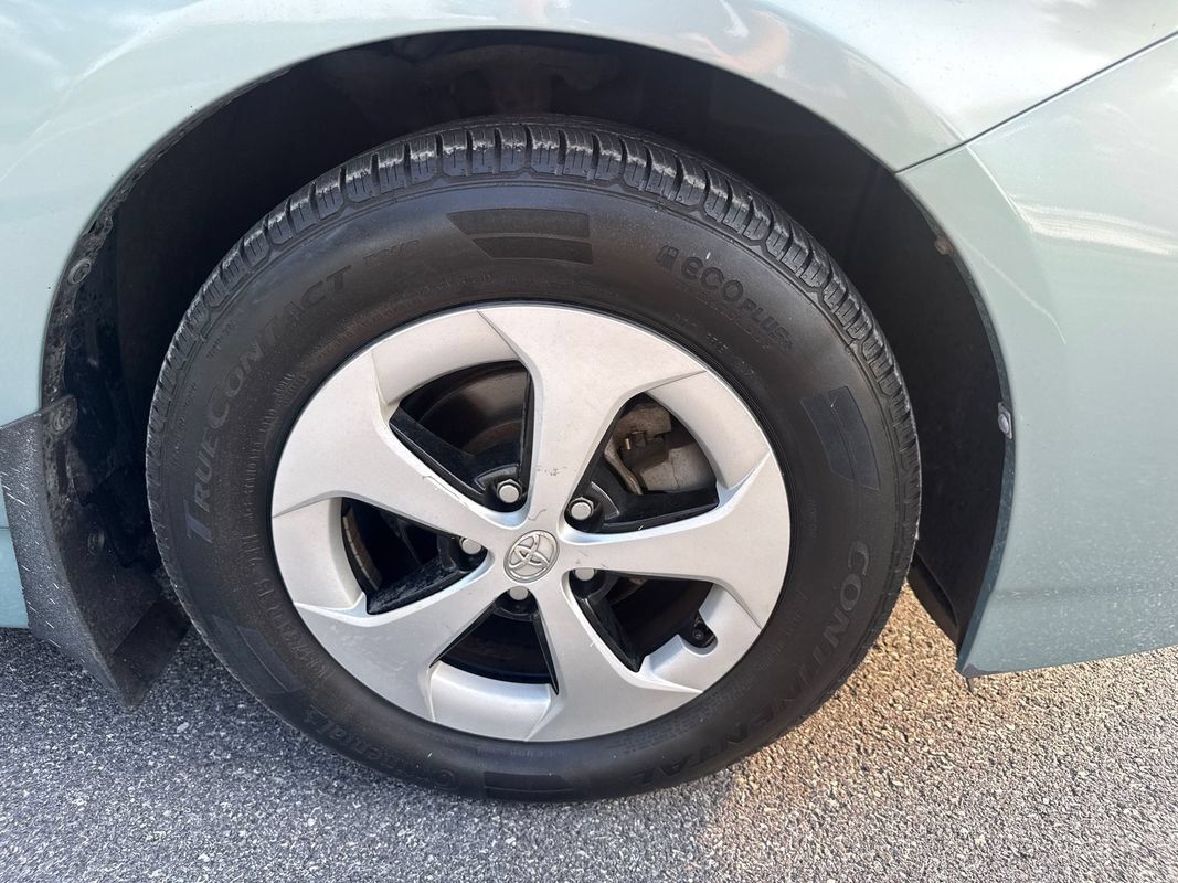 Used 2013 Toyota Prius Two FWD image 29