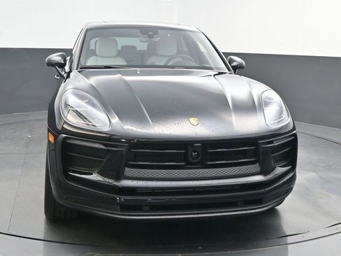 New 2026 Porsche Macan image 7