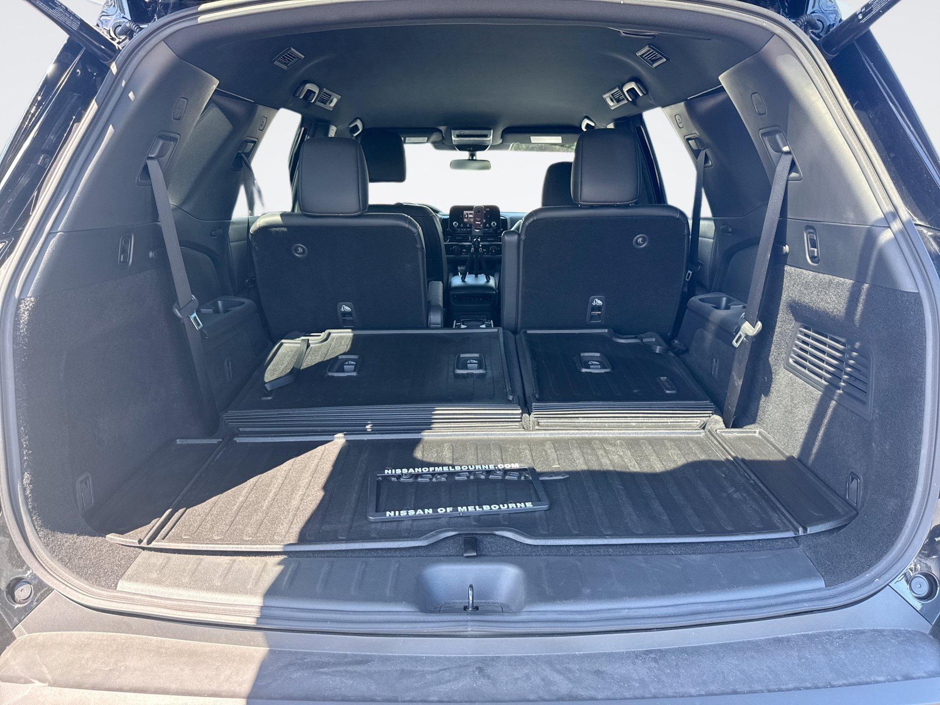 Used 2025 Nissan Pathfinder Rock Creek AWD/4WD image 13