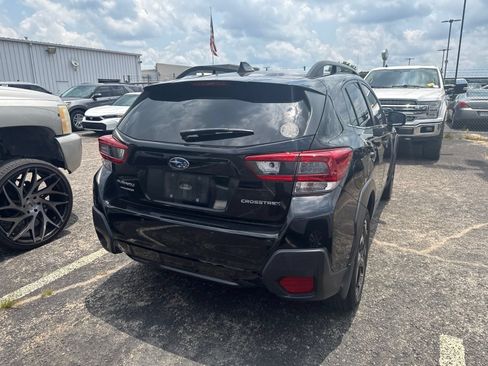 Used 2023 Subaru Crosstrek 2.5i Limited AWD/4WD image 7