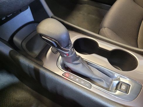 Used 2023 Chevrolet Malibu LS FWD image 26