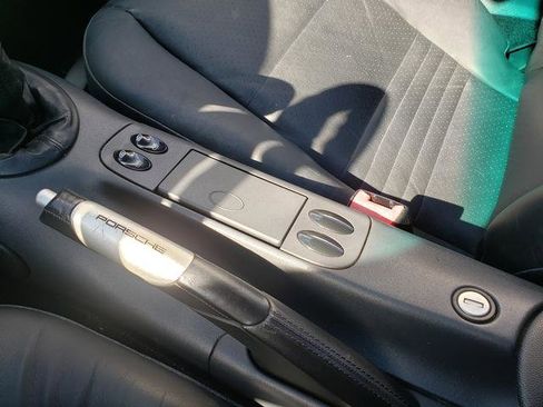 Used 1997 Porsche Boxster image 25