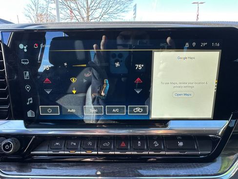 Used 2023 Chevrolet Silverado 1500 LTZ image 25