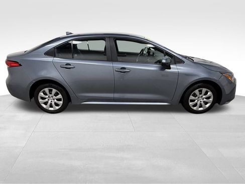 Used 2024 Toyota Corolla LE image 12