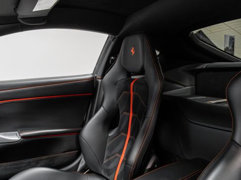 Used 2014 Ferrari F12 Berlinetta image 13