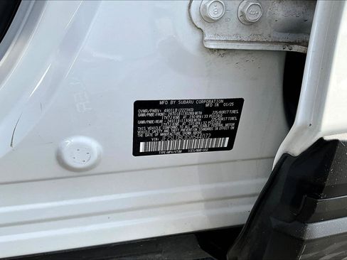 Used 2025 Subaru Forester Premium AWD/4WD image 19