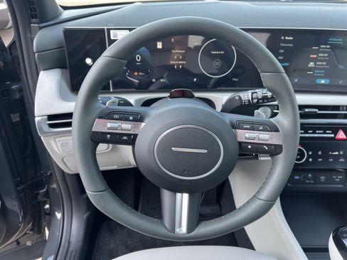 New 2025 Hyundai Tucson Limited image 15