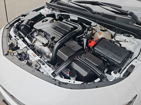 Used 2024 Chevrolet Malibu LT image 31