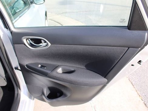 Used 2013 Nissan Sentra S image 21