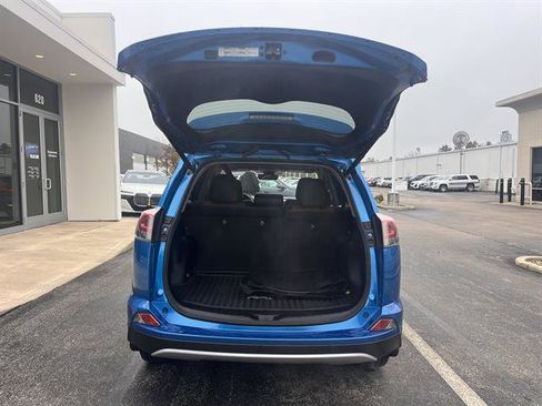 Used 2016 Toyota RAV4 Limited image 5