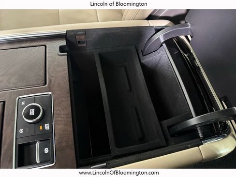 Certified 2024 Lincoln Navigator L Reserve AWD/4WD image 32