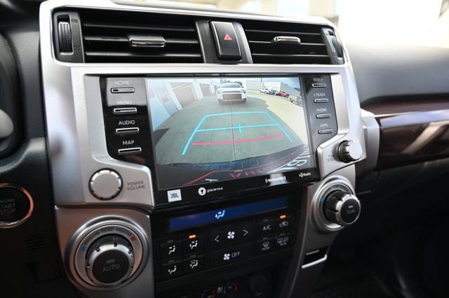 Used 2020 Toyota 4Runner Limited AWD/4WD image 19