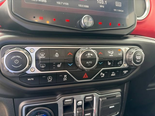 Used 2020 Jeep Gladiator Rubicon w/ Dual Top Group AWD/4WD image 26